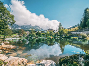 Гостиница Übergossene Alm Resort  Динтен